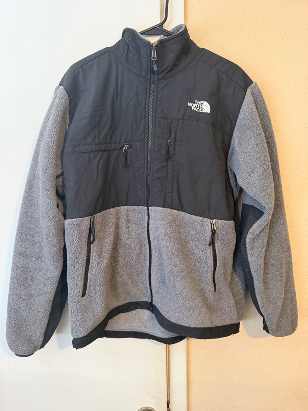 The North Face Denali Fleece Jacket Men’s Sz M Grey Black Full Zip Heavyweight